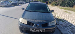 A VENDRE Voiture MEGANE complet