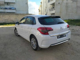 Citroen C4 EHD Voiture tout option