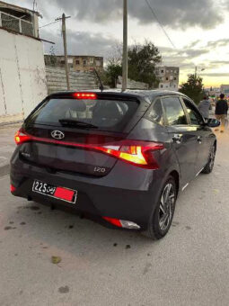 A vendre hyundai i20 complet