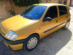 clio bombé modèle 2001 importé de l’Espagne complet