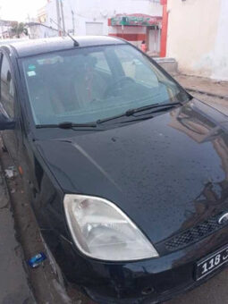 FORD FIESTA complet