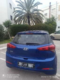 voiture Hyundai i20 . presque neuve, bien entretenue, première main complet