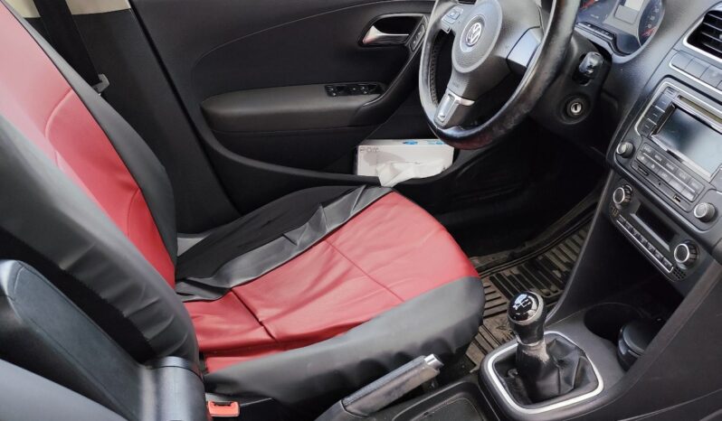 Polo Sedan High Line 1.4 complet