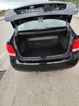 Polo Sedan High Line 1.4 complet