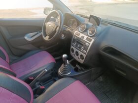 Ford Festa Essence 5 CV