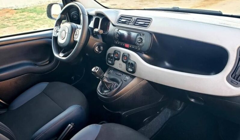 2023 FIAT PANDA CROSS (4cylindres ) 1ere main / 60 mille km complet