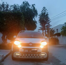 2023 FIAT PANDA CROSS (4cylindres ) 1ere main / 60 mille km